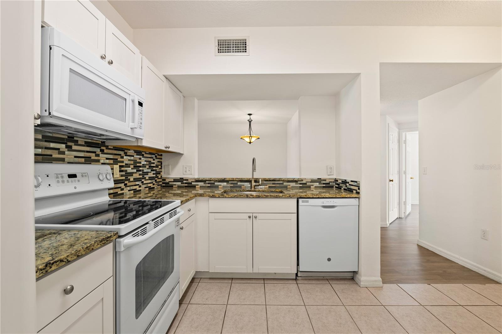 6434 CYPRESSDALE DR #102 — photo 4
