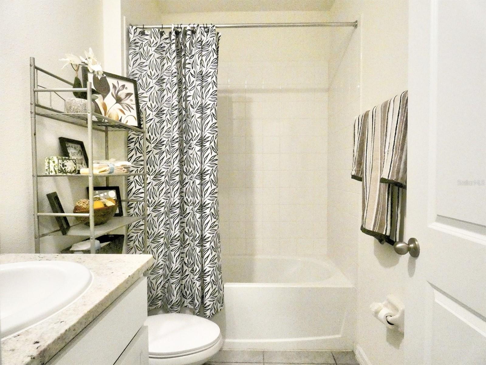 17014 OVAL RUM DR — photo 24
