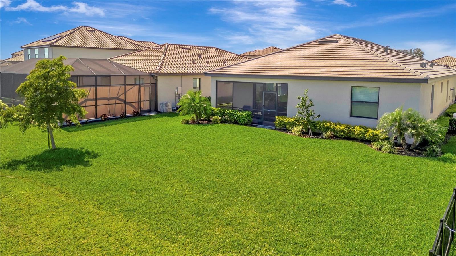 5317 CORAL REEF WAY — photo 3