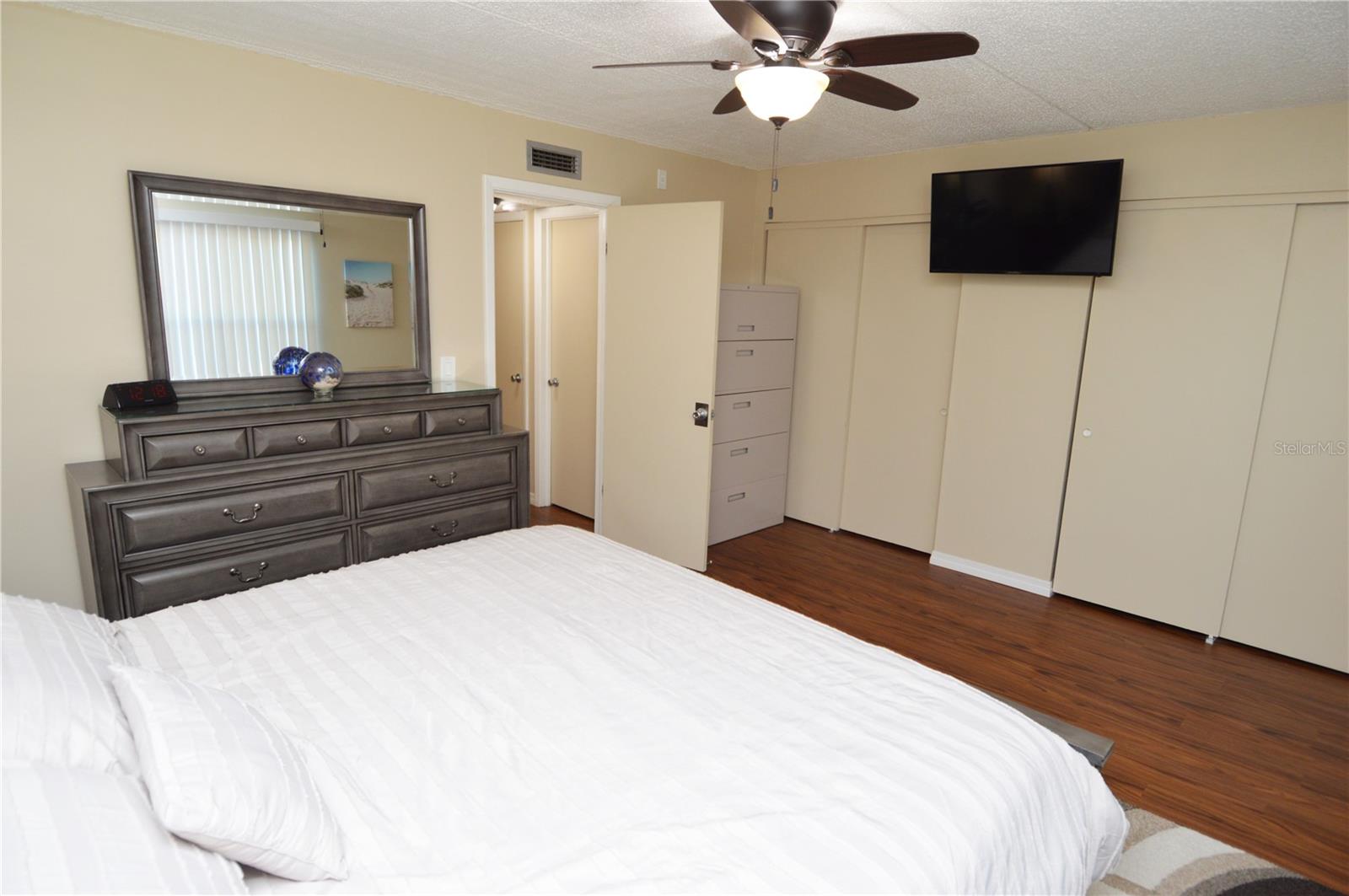 12760 INDIAN ROCKS RD #1030 (Furnished) — photo 35