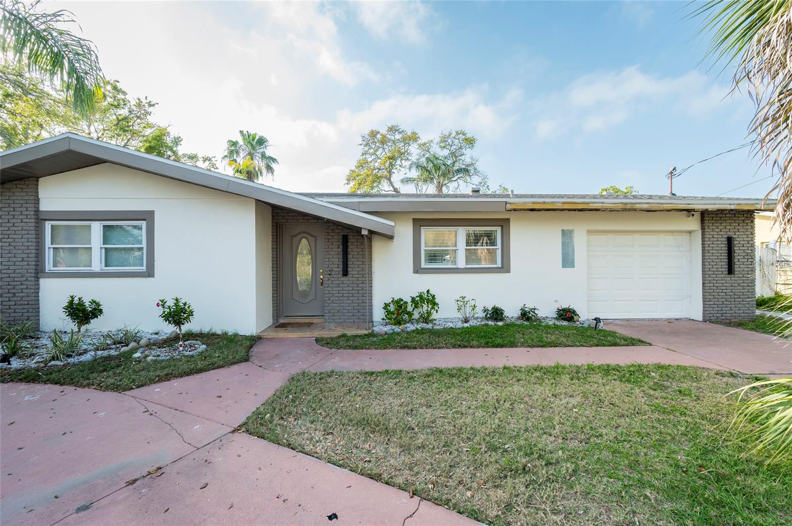 1772 INDIAN ROCKS RD S — photo 8