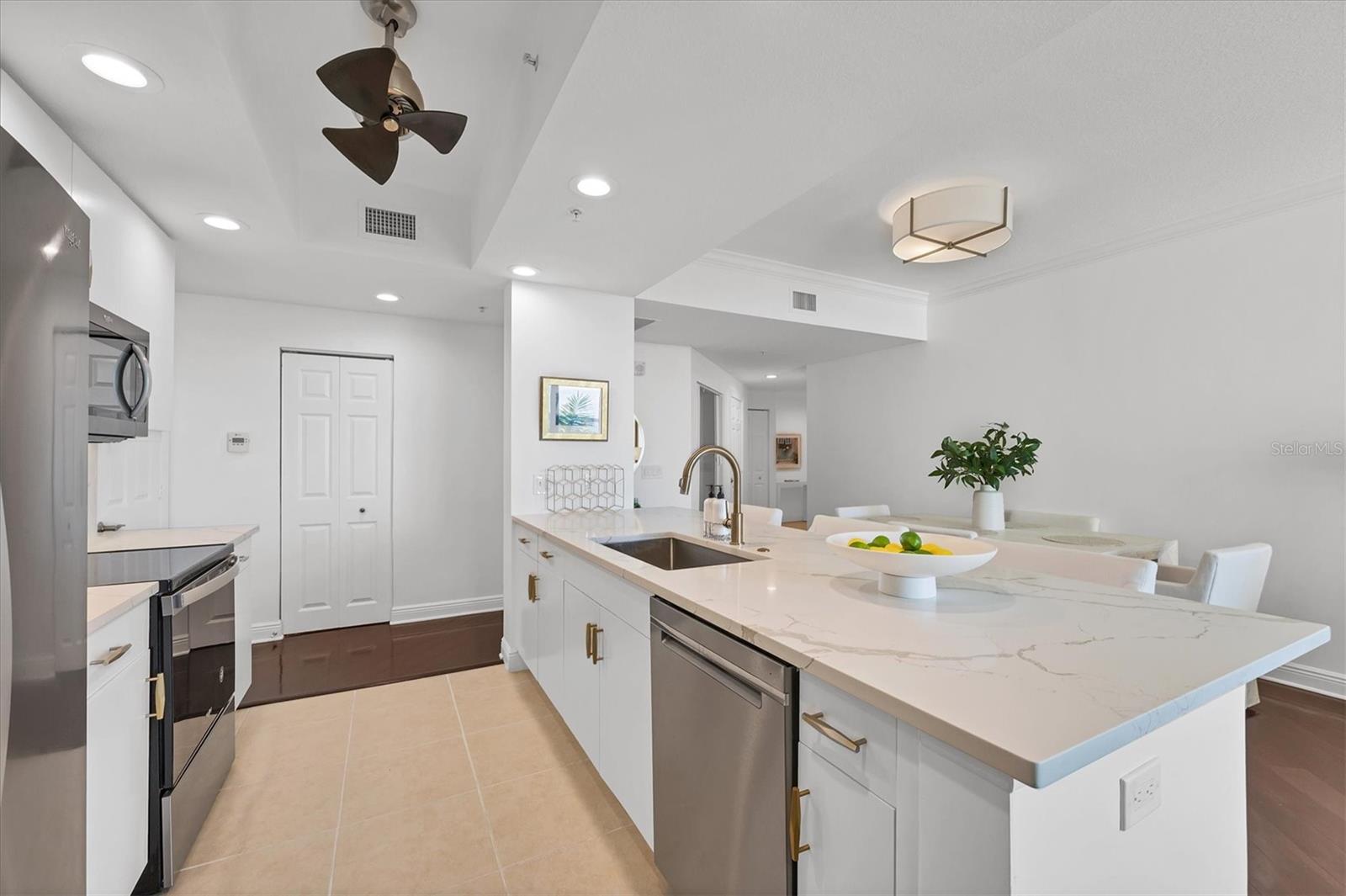 800 N TAMIAMI TRL #509 — photo 13