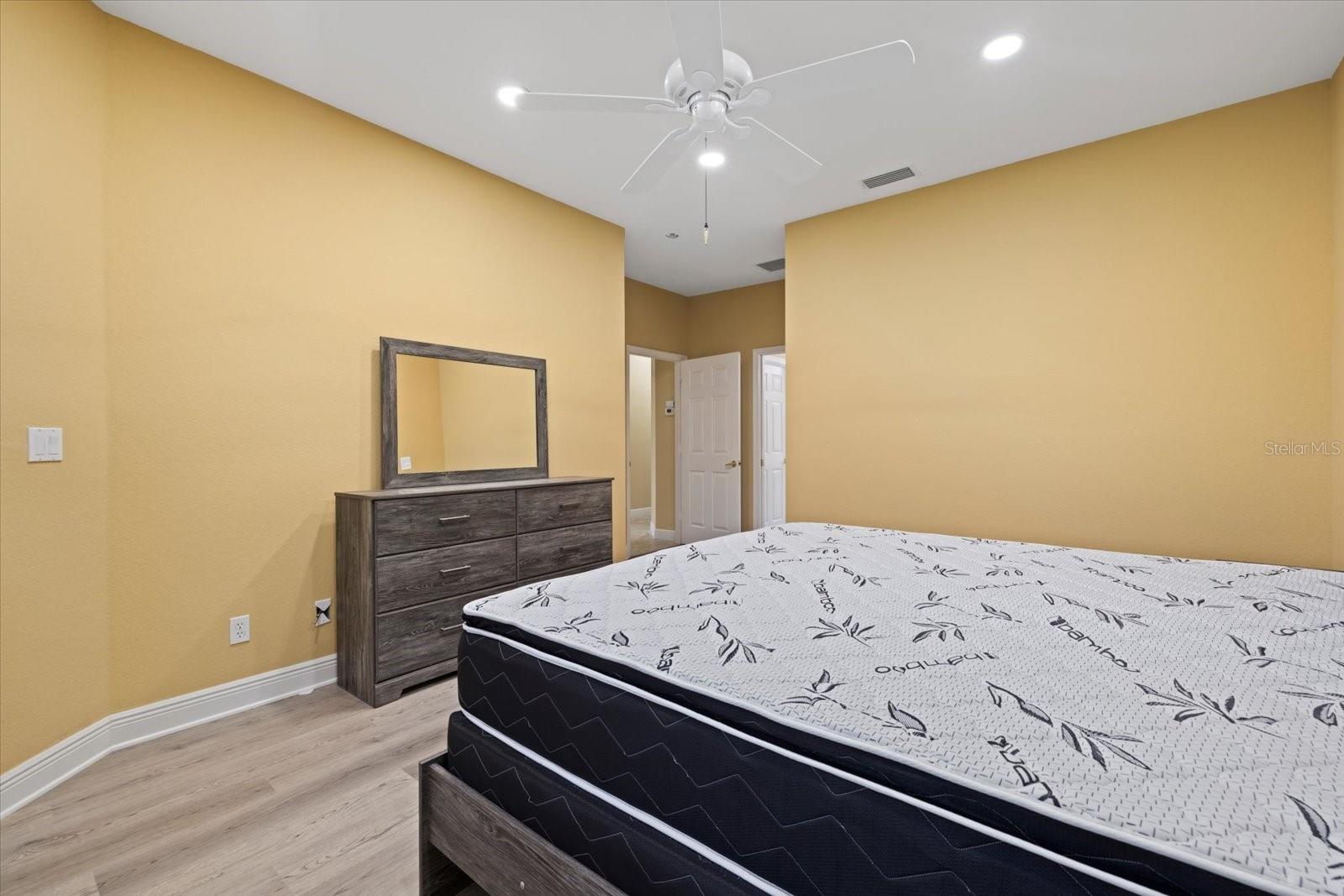 4331 TURNBERRY CIR — photo 14