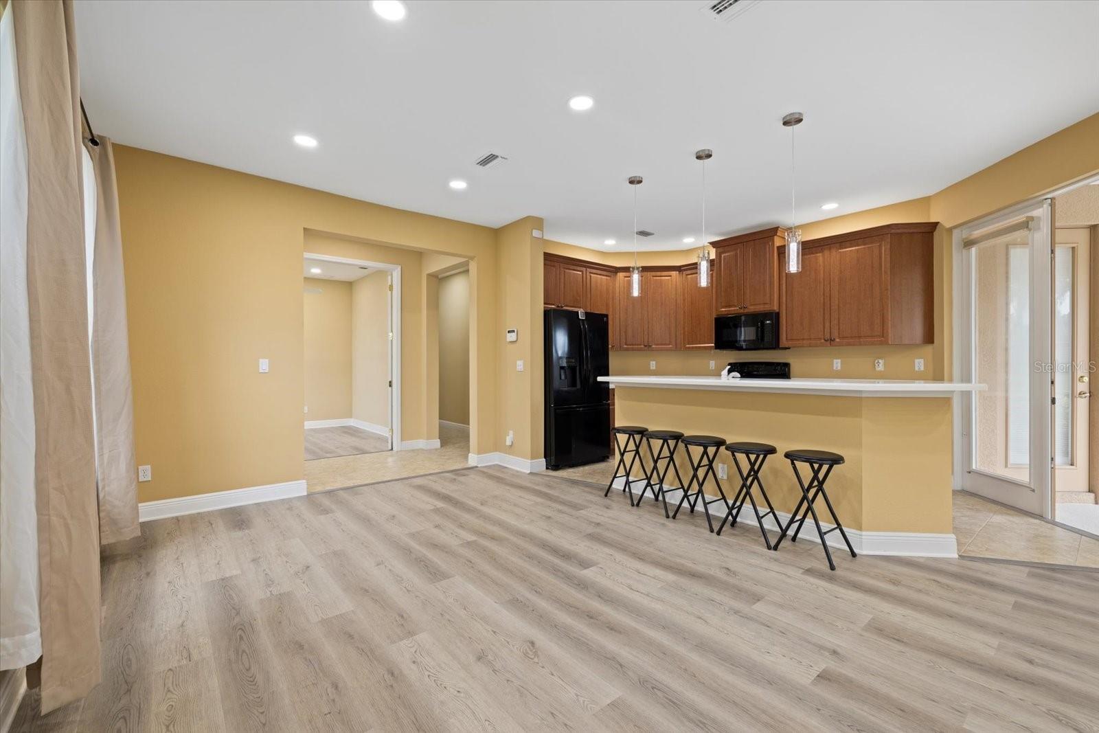 4331 TURNBERRY CIR — photo 9