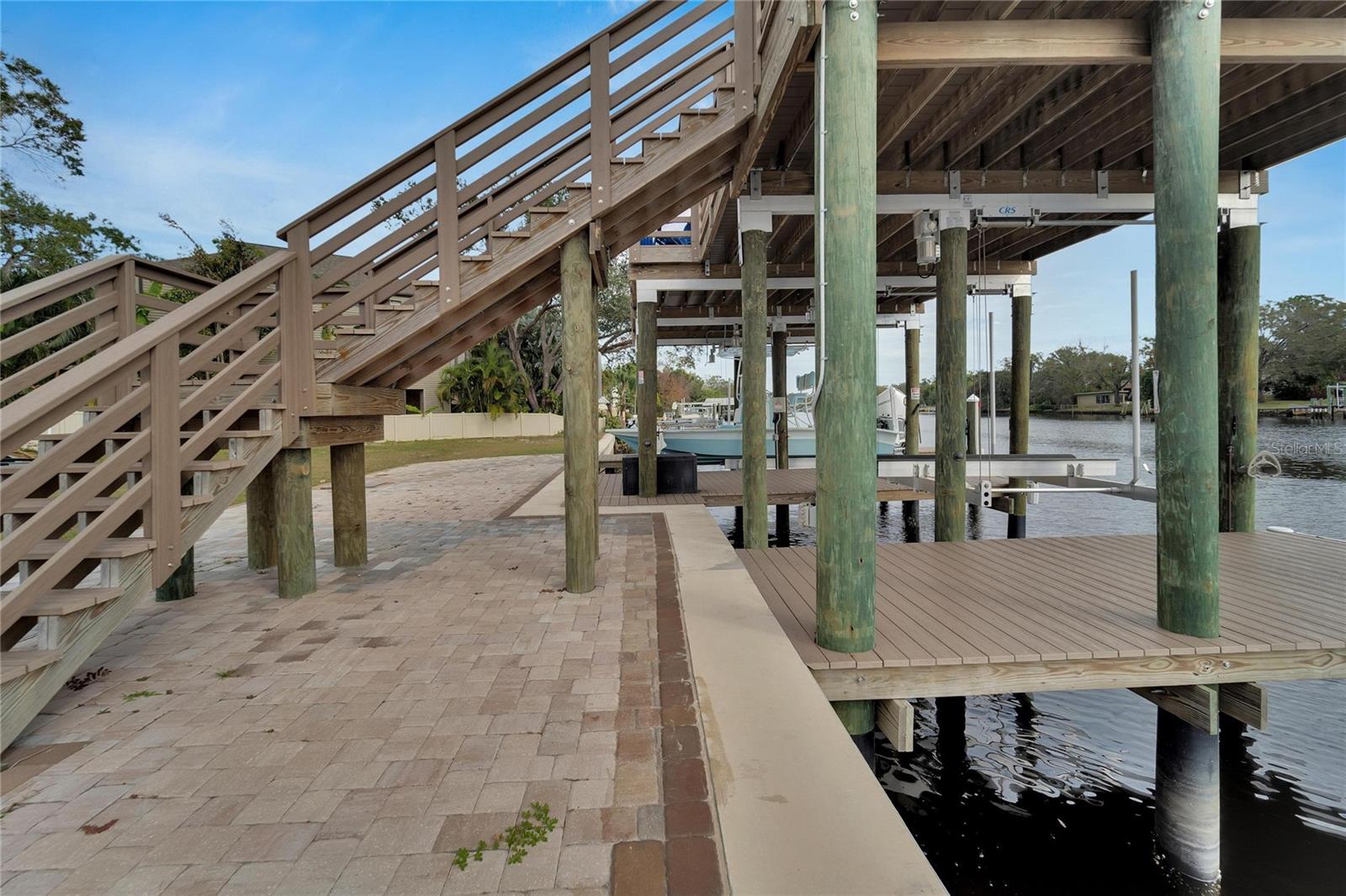 4033 N RIVER VIEW AVE — photo 24