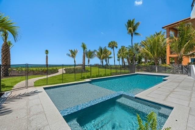 7324 POINT OF ROCKS RD — photo 94