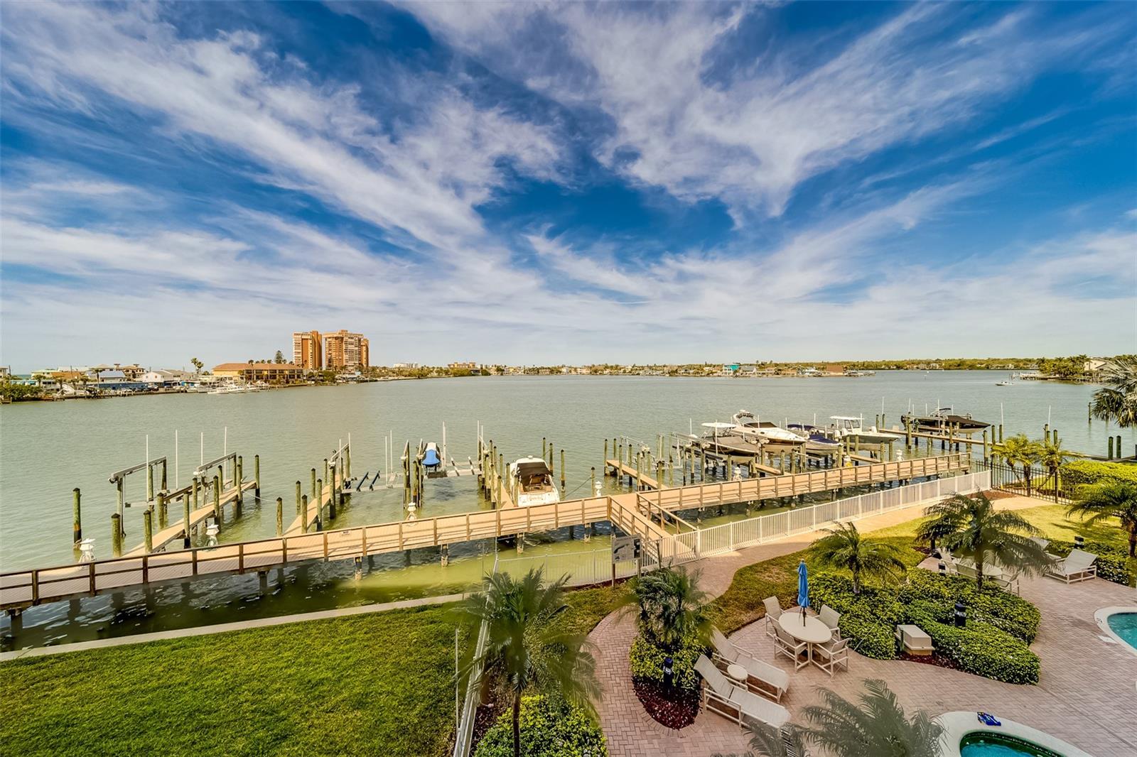 17745 GULF BLVD #303 — photo 51