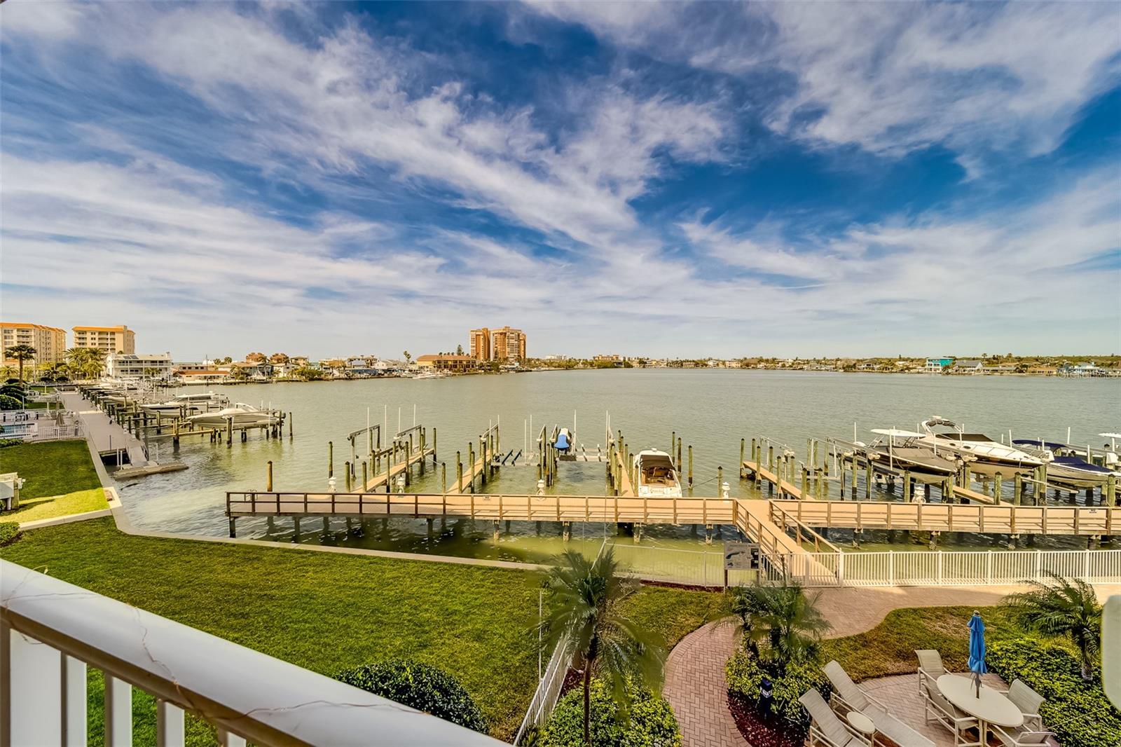 17745 GULF BLVD #303 — photo 52
