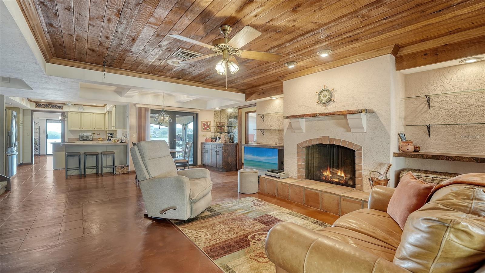 1444 RIDGEWOOD LN — photo 15