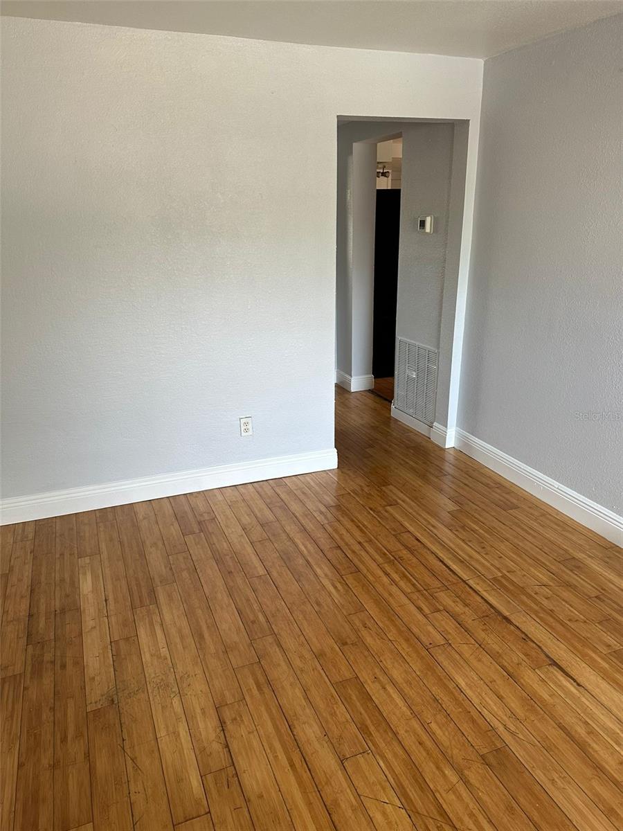 3718 19TH AVE S — photo 10