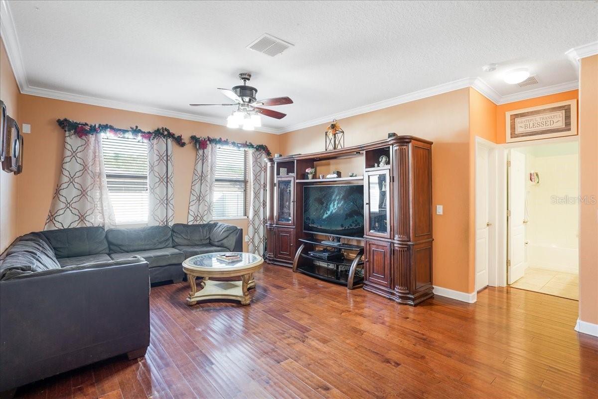 20427 CAROLINA CHERRY CT — photo 38