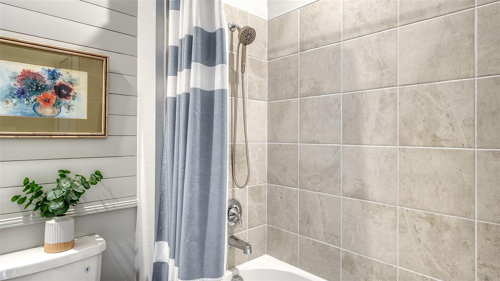 17645 BOROCAY CT #201 — photo 33