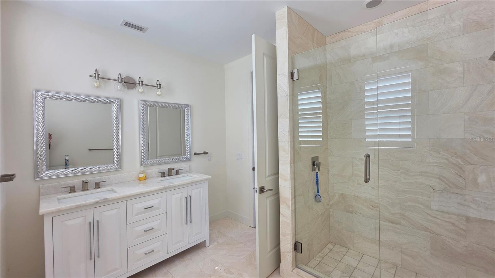 531 BIRDIE LN — photo 35