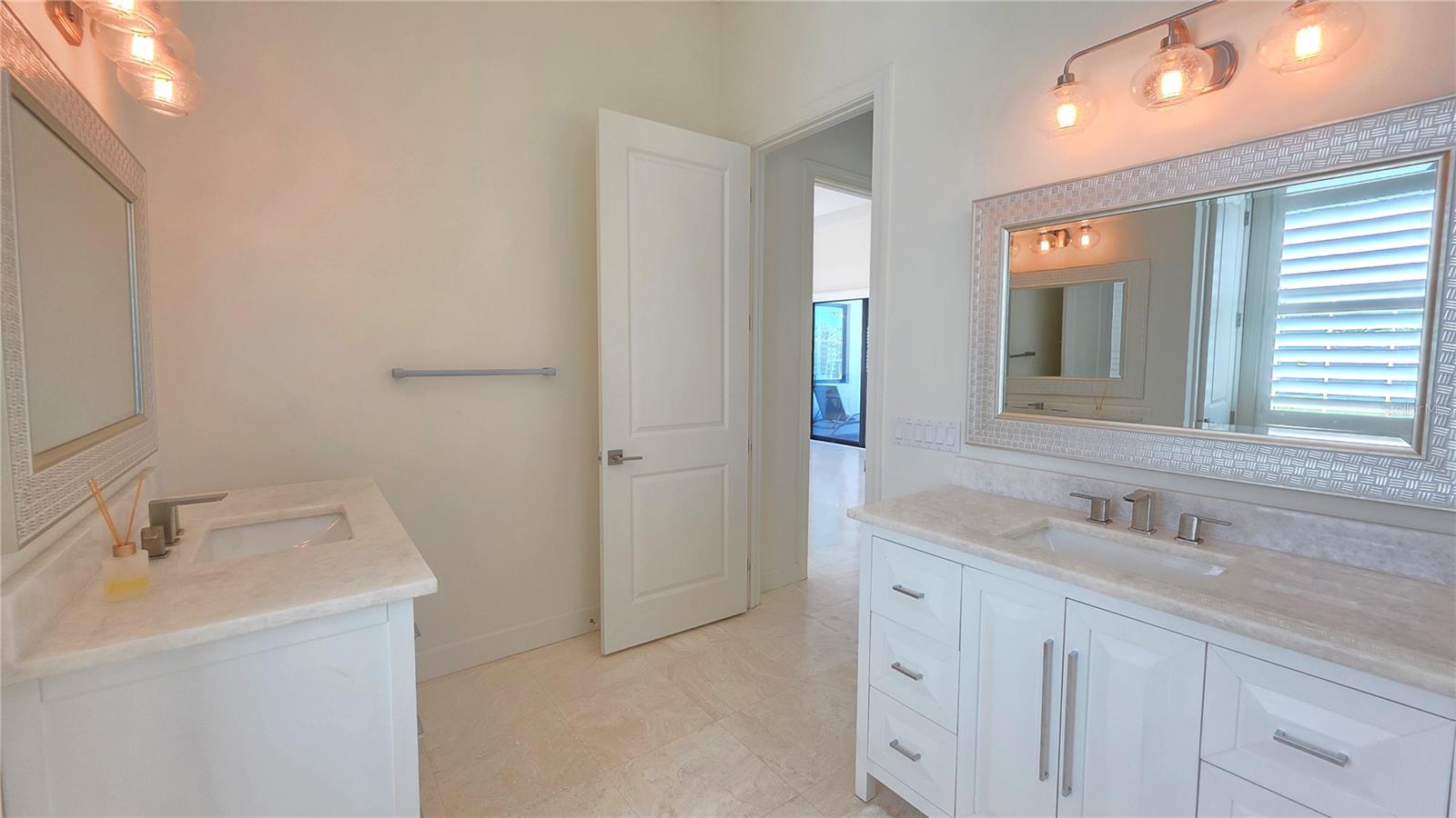 531 BIRDIE LN — photo 22