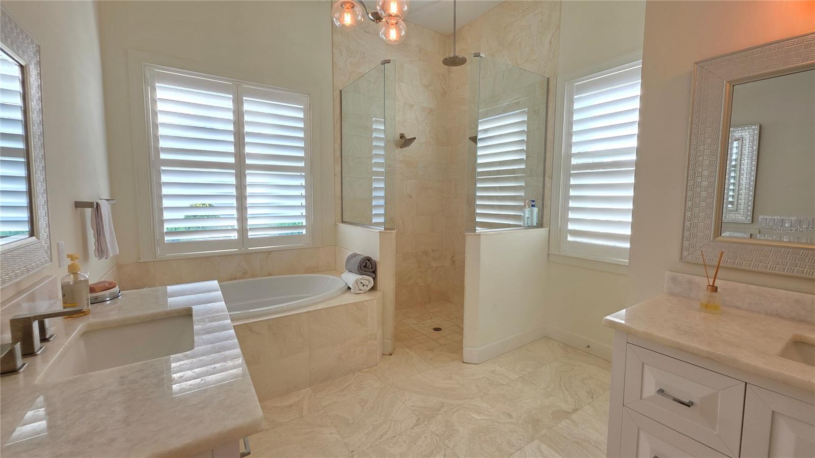 531 BIRDIE LN — photo 23
