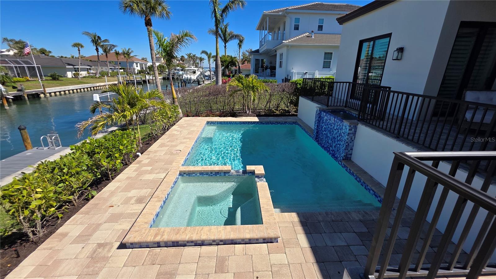 531 BIRDIE LN — photo 40