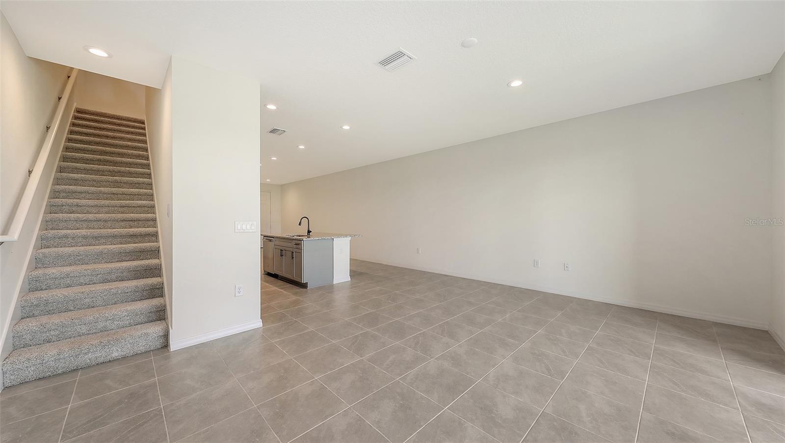 2360 WASHINGTON PALM CT — photo 23