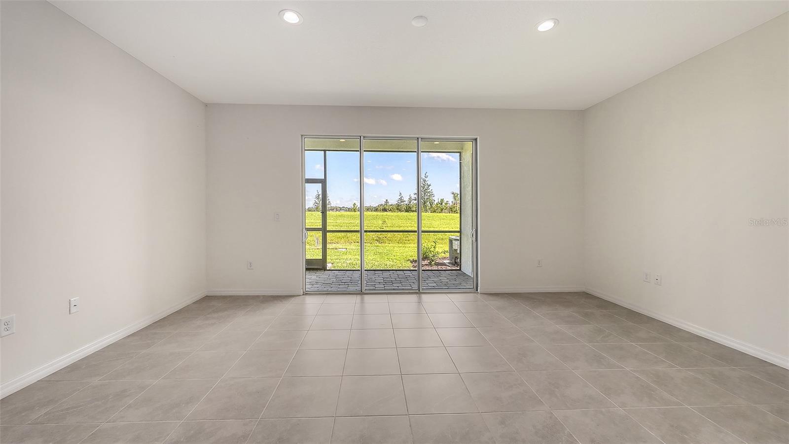 2360 WASHINGTON PALM CT — photo 18