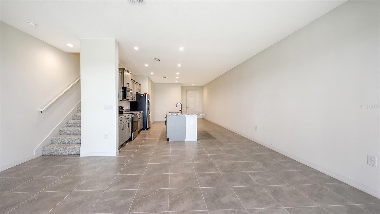 2360 WASHINGTON PALM CT — photo 21