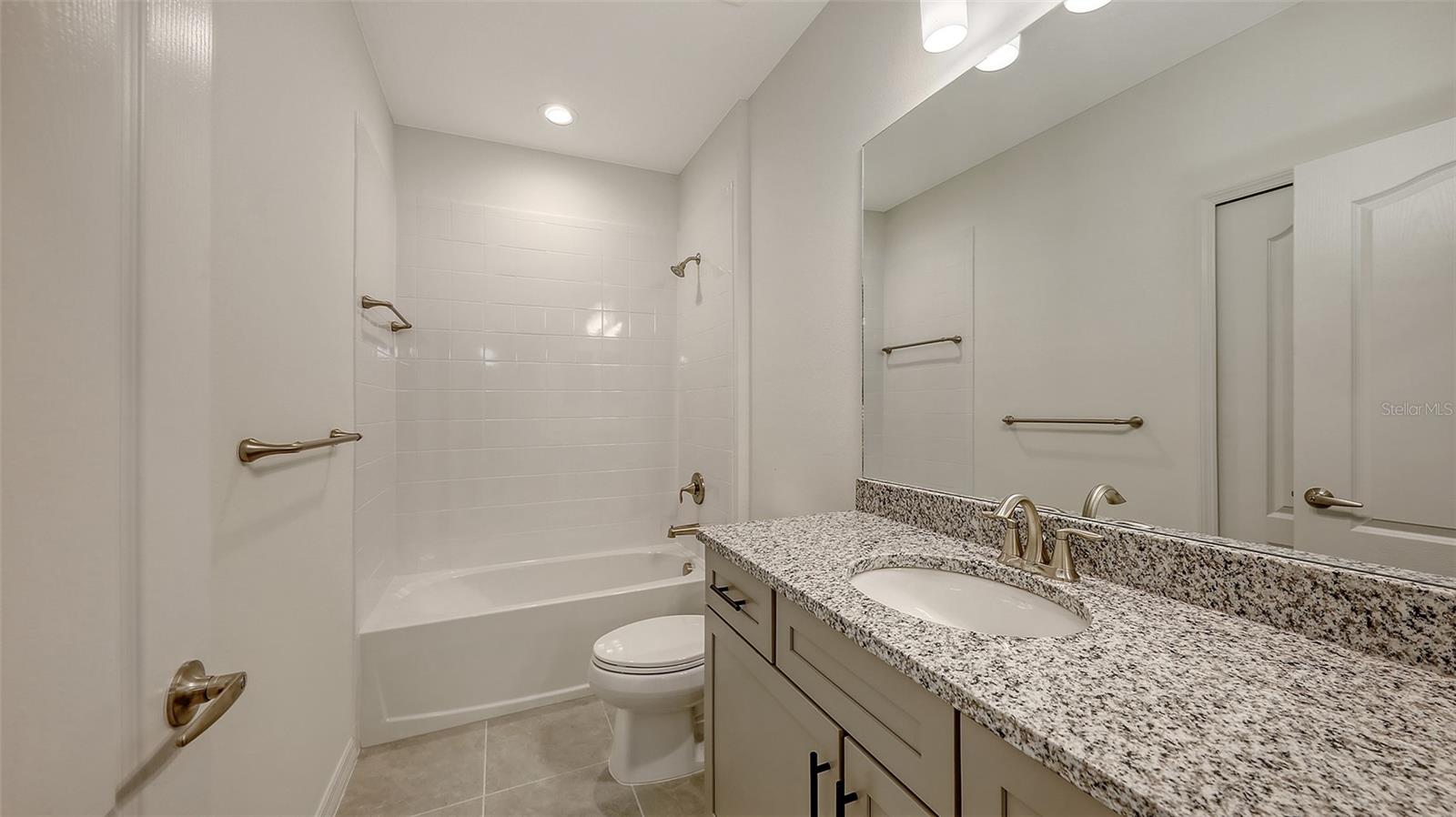 2360 WASHINGTON PALM CT — photo 41
