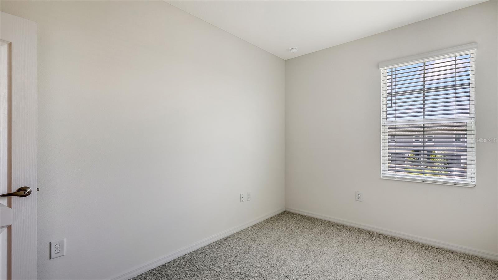 2360 WASHINGTON PALM CT — photo 37
