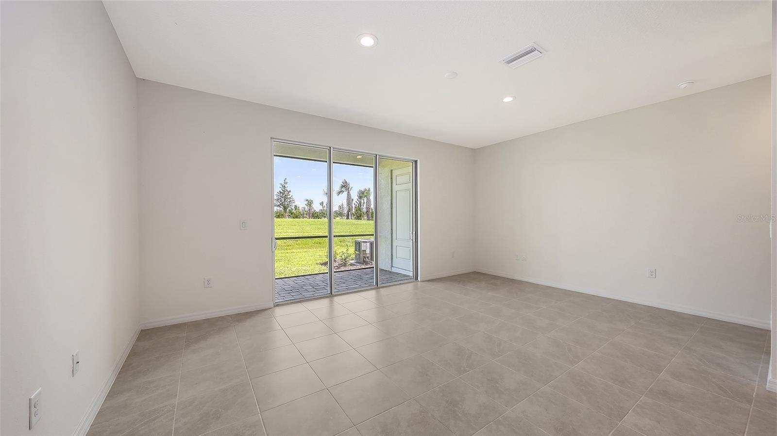 2360 WASHINGTON PALM CT — photo 15