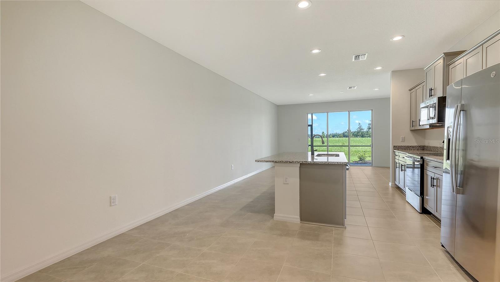 2360 WASHINGTON PALM CT — photo 8