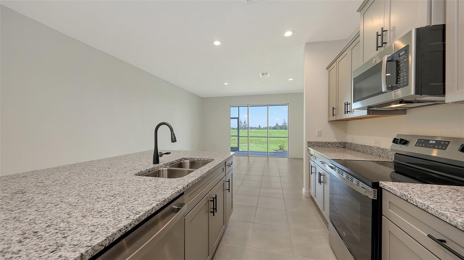 2360 WASHINGTON PALM CT — photo 12
