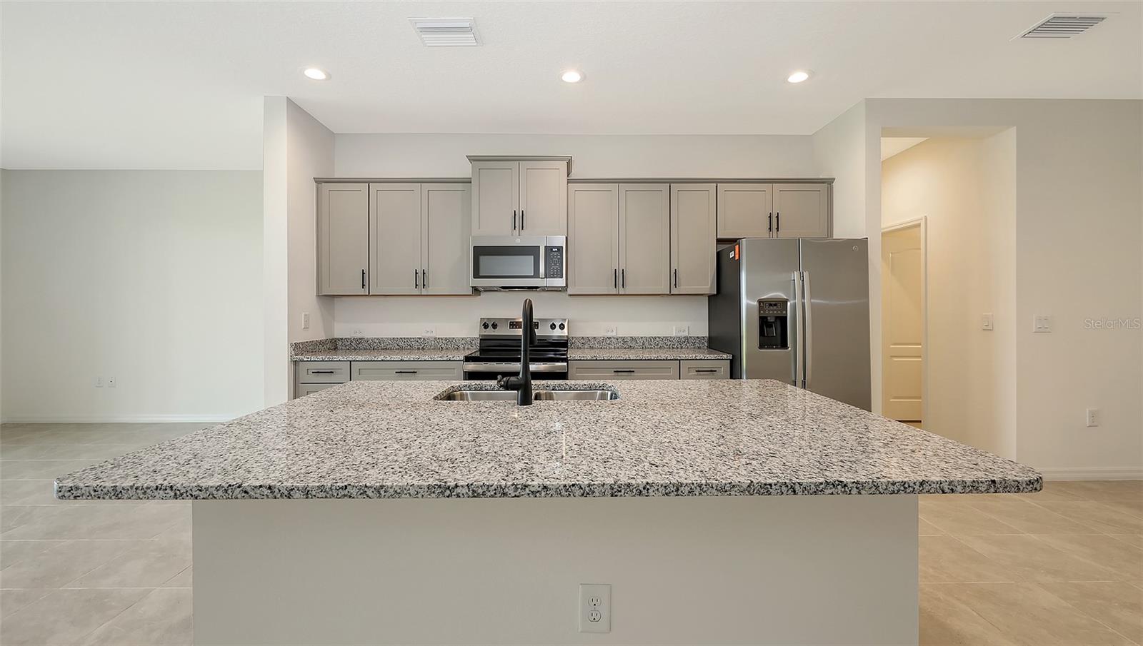 2360 WASHINGTON PALM CT — photo 11