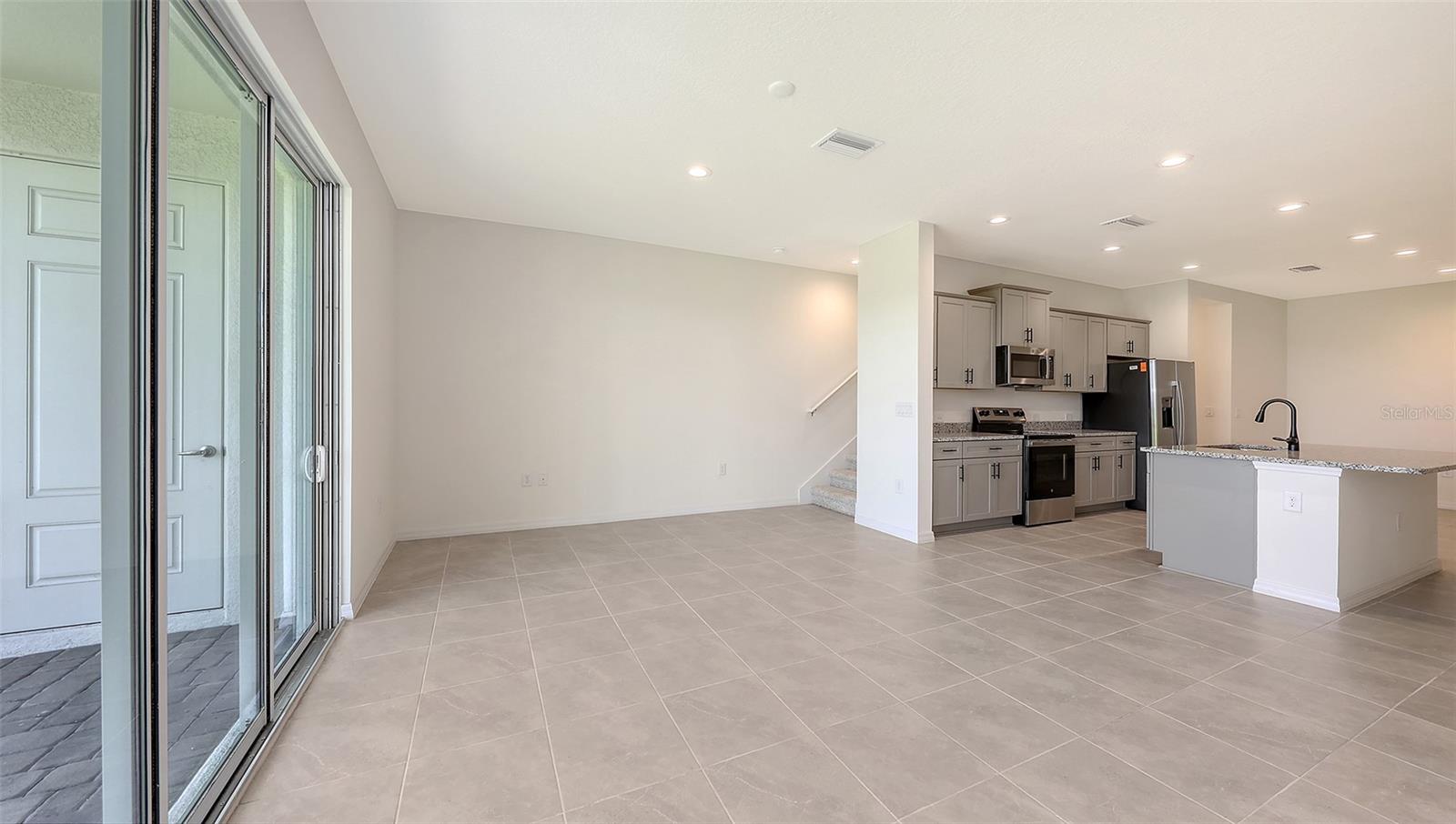 2360 WASHINGTON PALM CT — photo 16