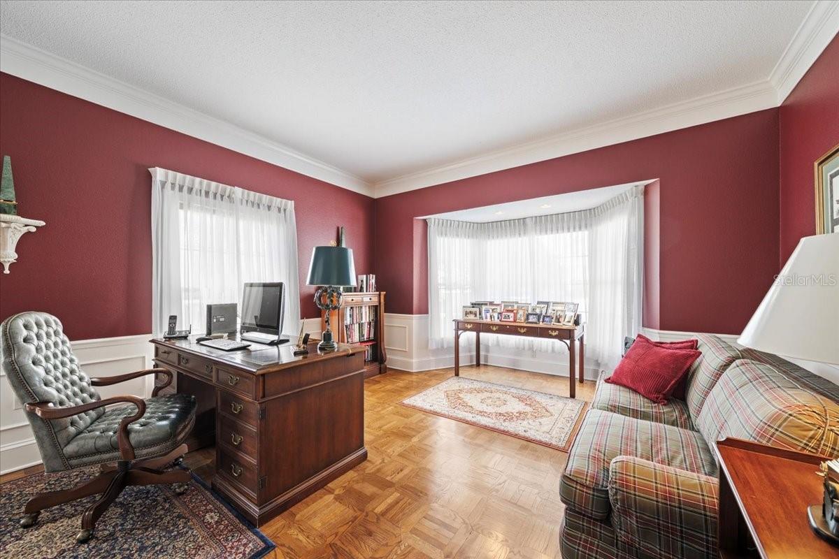 236 SAINT JAMES PARK — photo 27