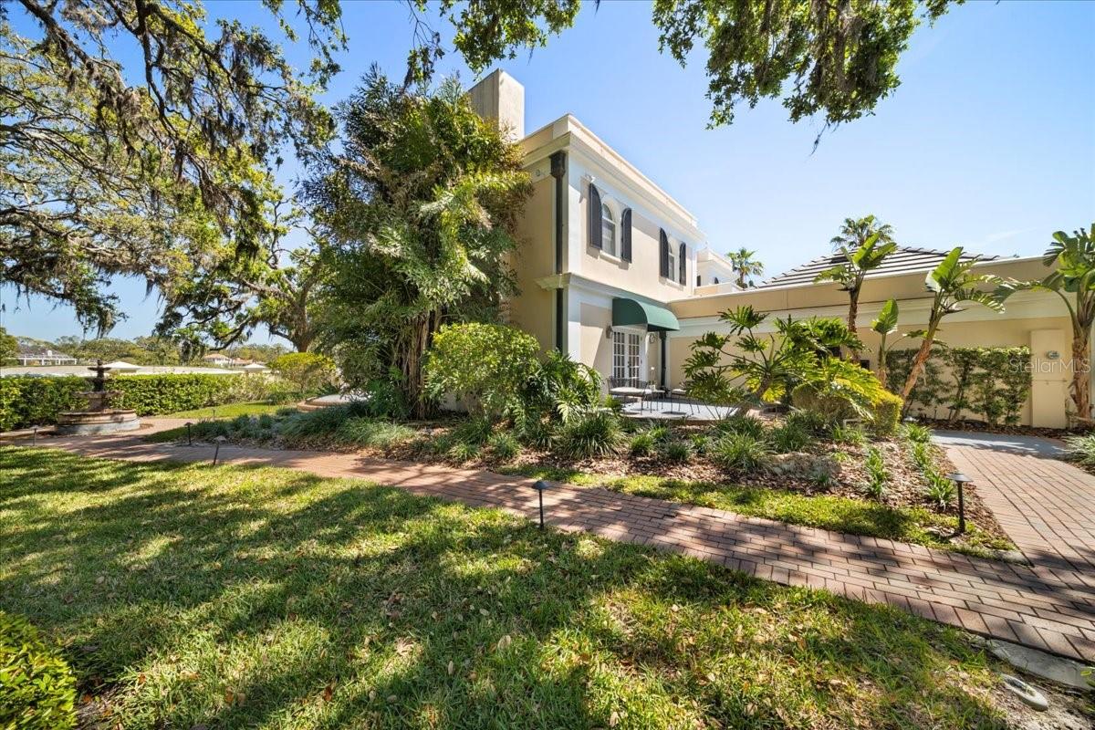 236 SAINT JAMES PARK — photo 66