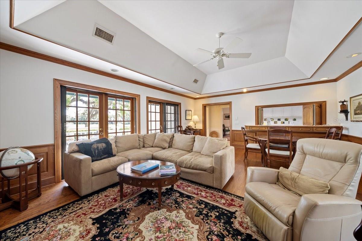 236 SAINT JAMES PARK — photo 26