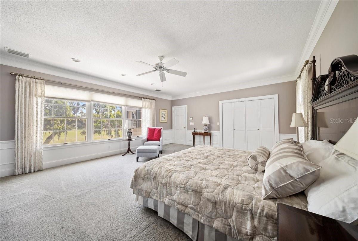 236 SAINT JAMES PARK — photo 37