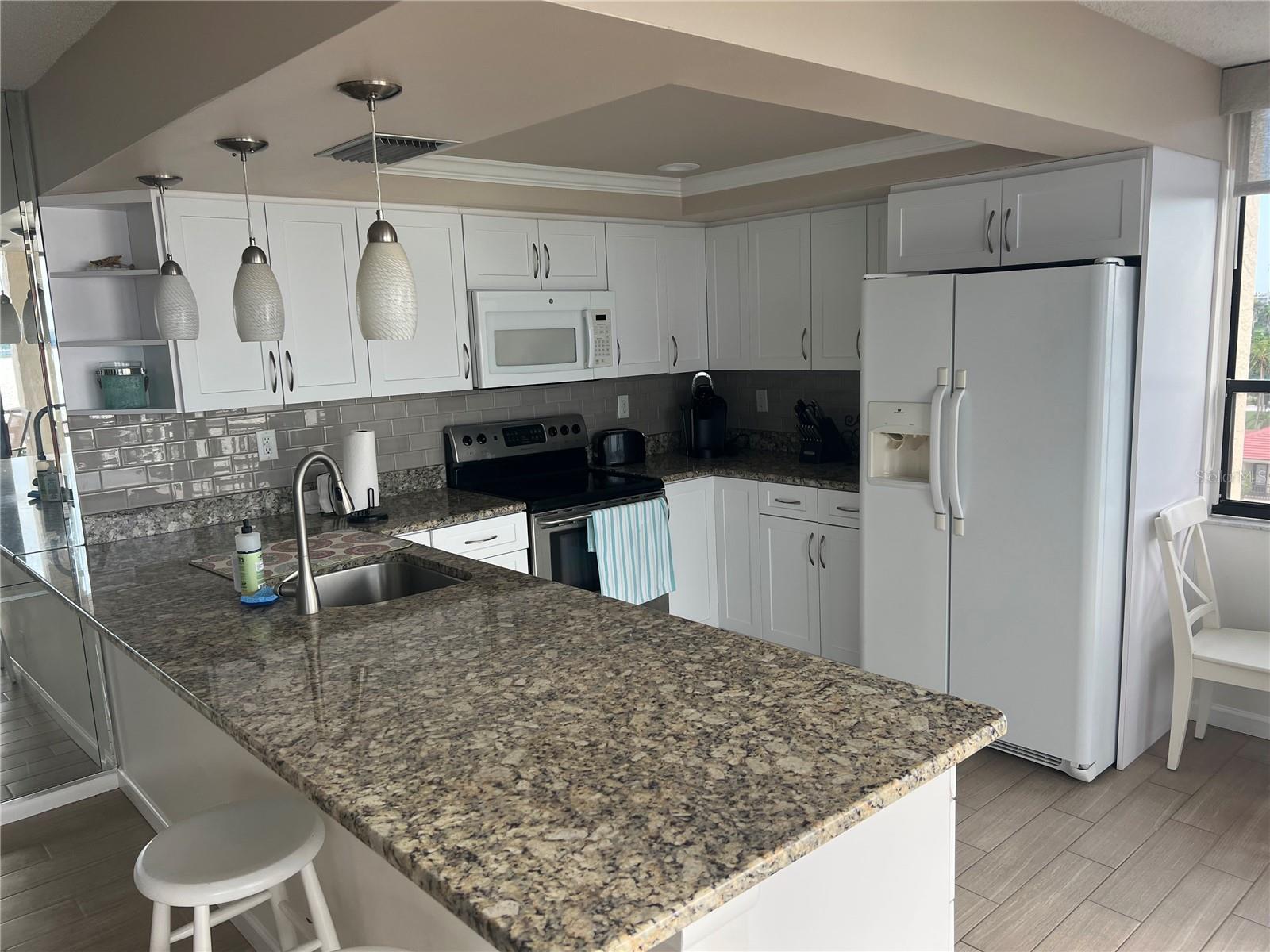 6177 SUN BLVD #606 — photo 9