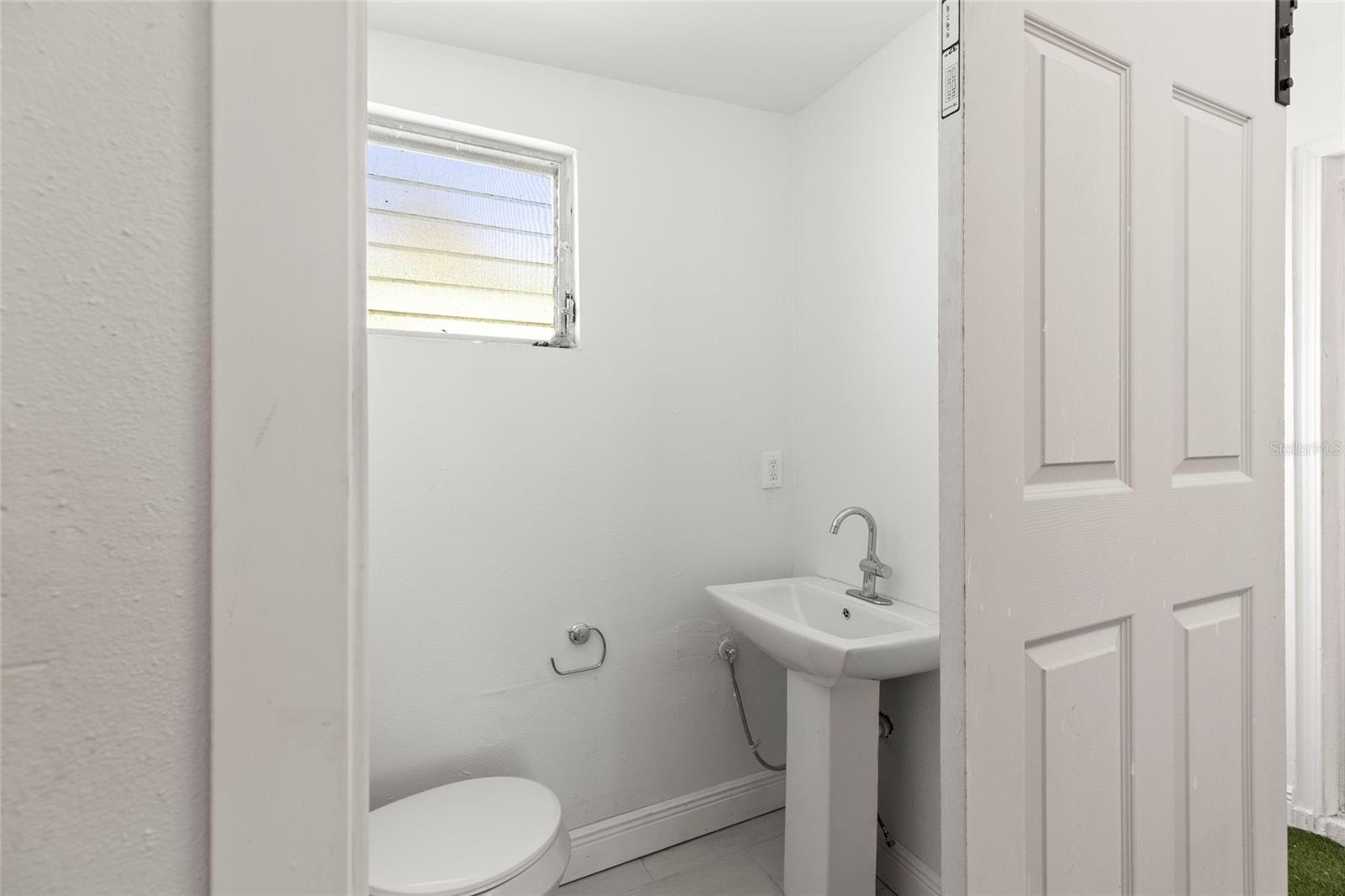 250 NW ROSERY RD #314 — photo 15