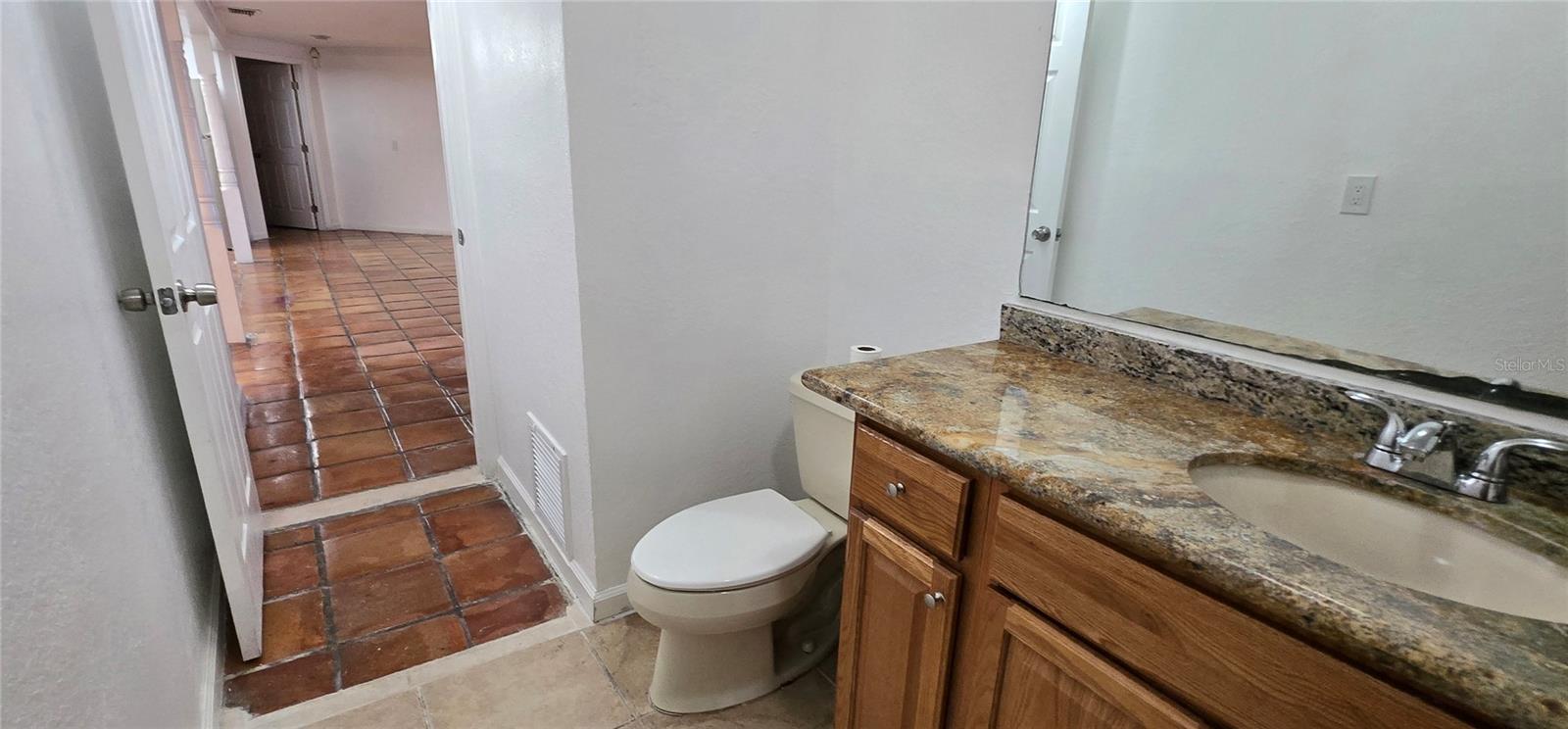 8814 ROCKY CREEK DR — photo 5