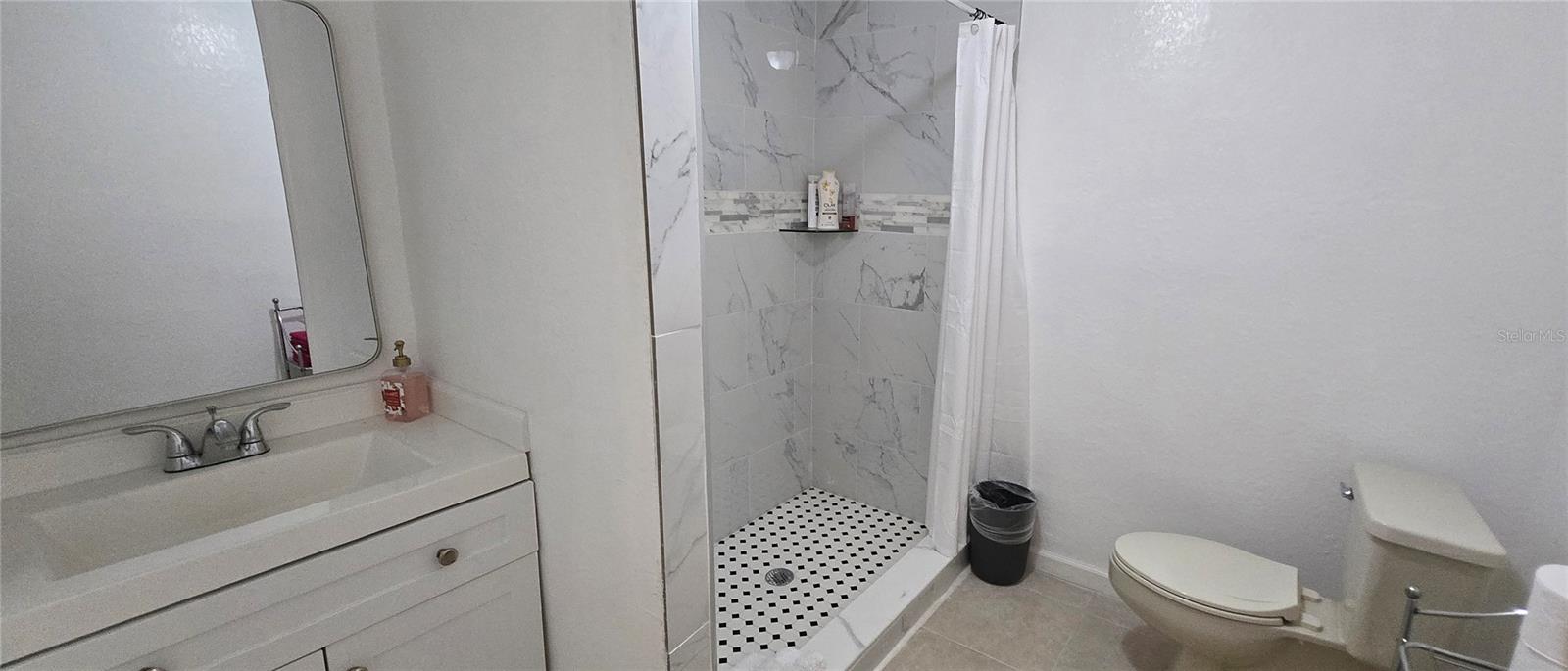 8814 ROCKY CREEK DR — photo 6