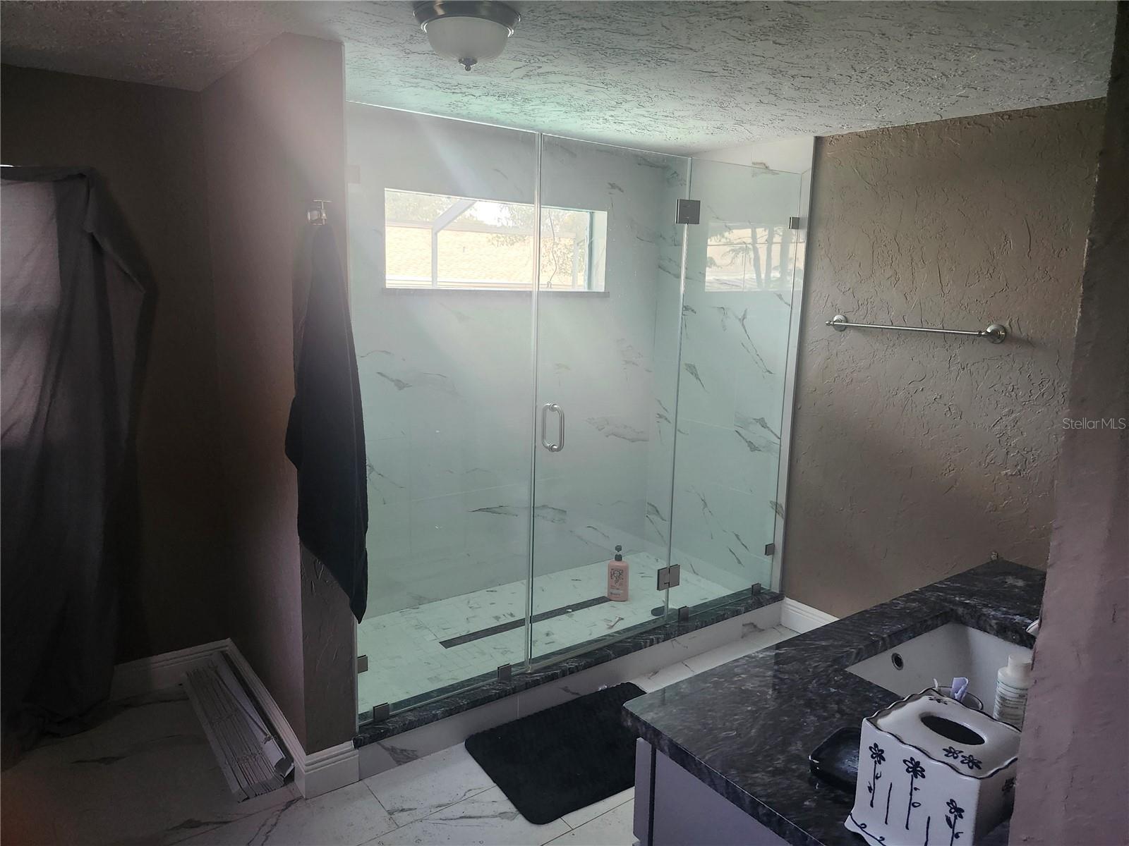 8501 HUNTING SADDLE DR — photo 13