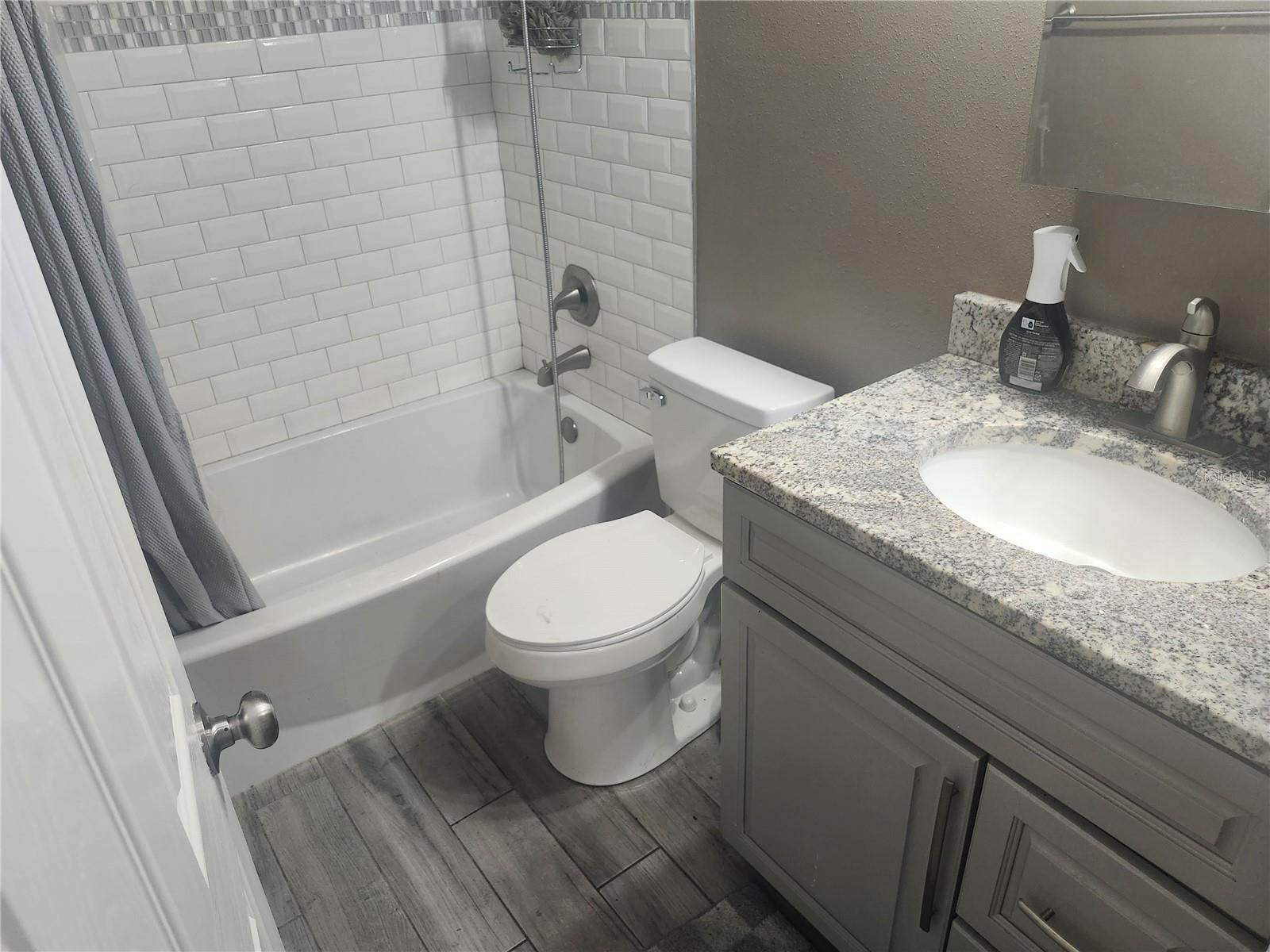 8501 HUNTING SADDLE DR — photo 32