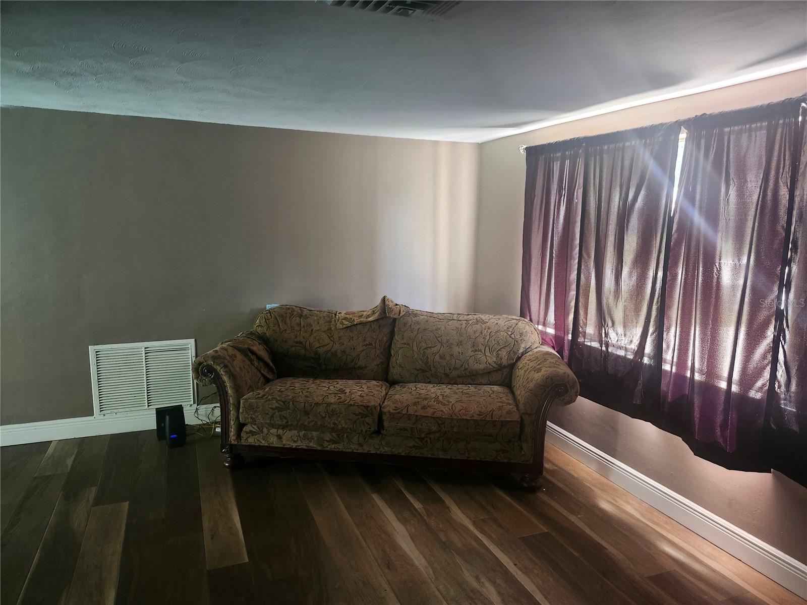 8501 HUNTING SADDLE DR — photo 34