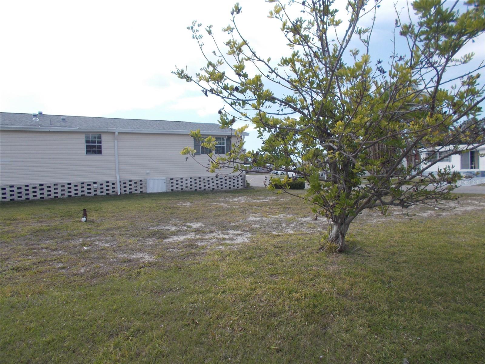 5501 HOLIDAY PARK BLVD — photo 4