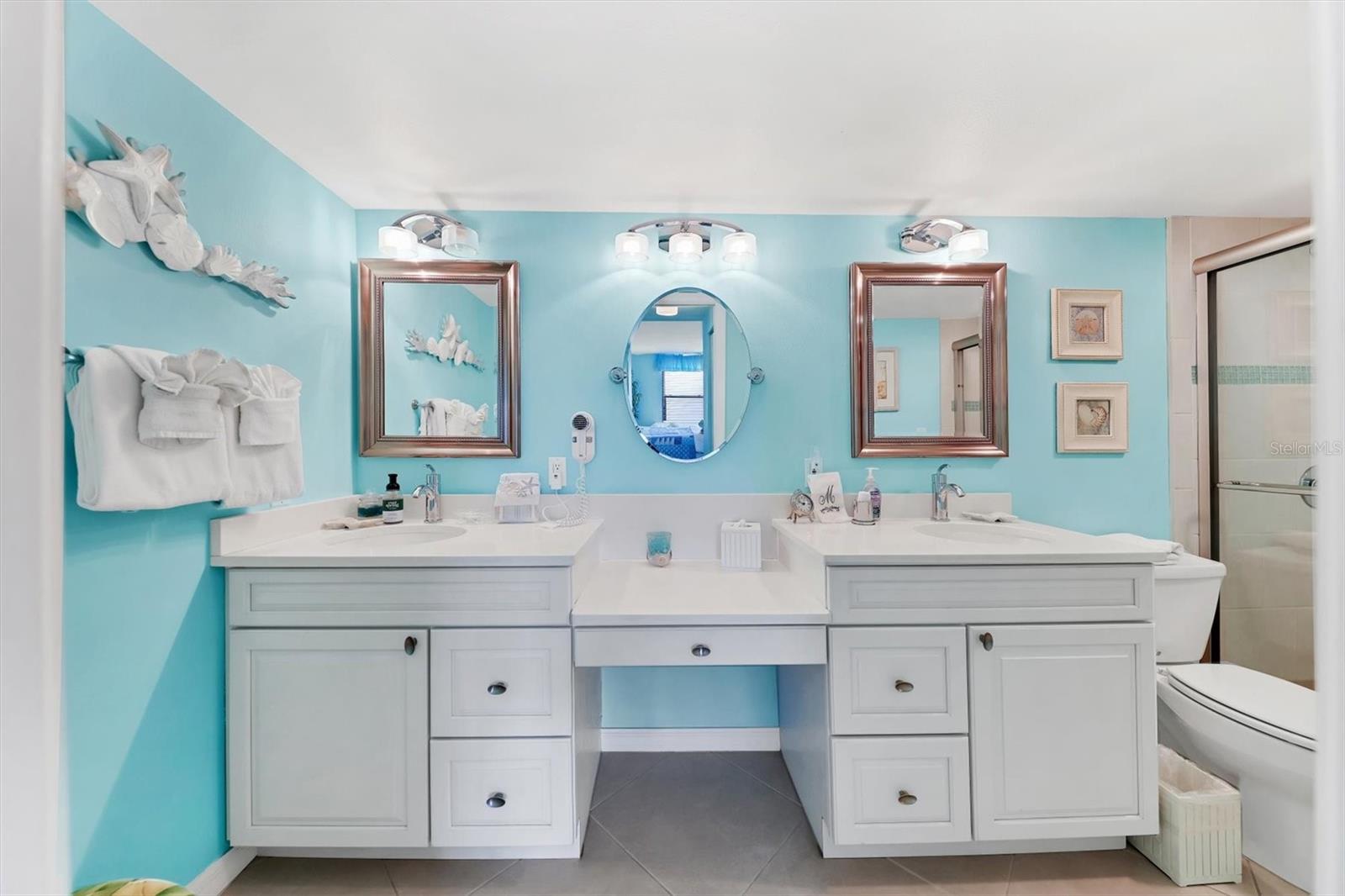 6480 MIDNIGHT PASS RD #506 — photo 40