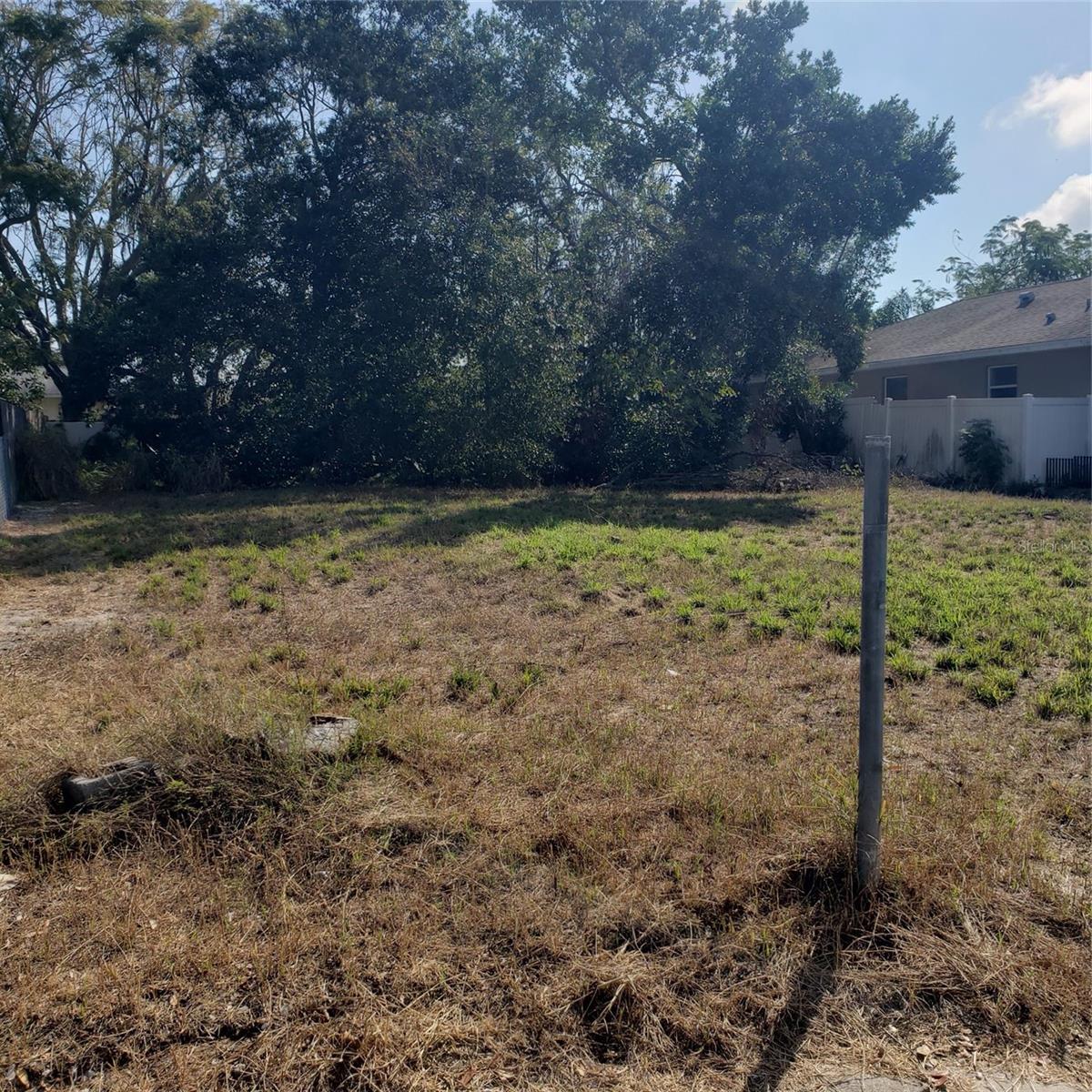 VIRGINIA AVE — photo 3