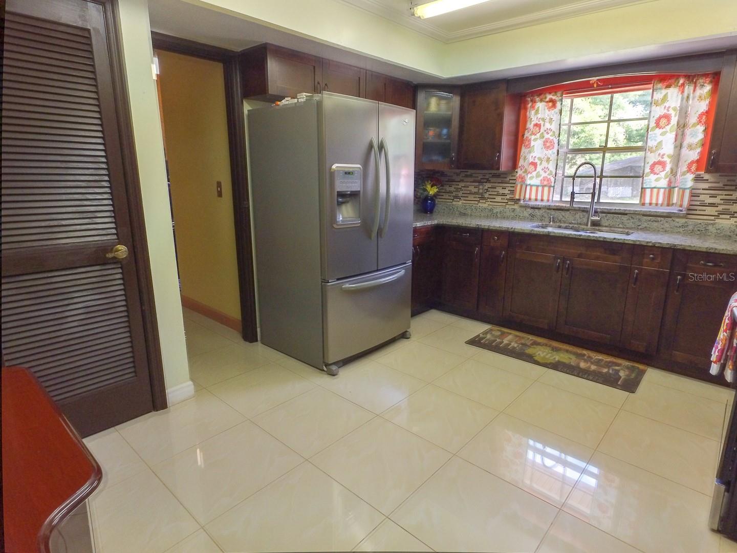 4902 FIVE ACRE RD — photo 19