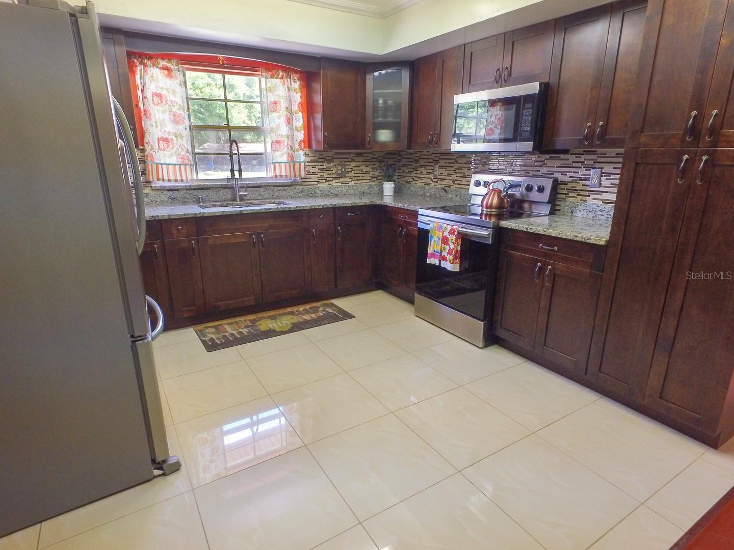 4902 FIVE ACRE RD — photo 16