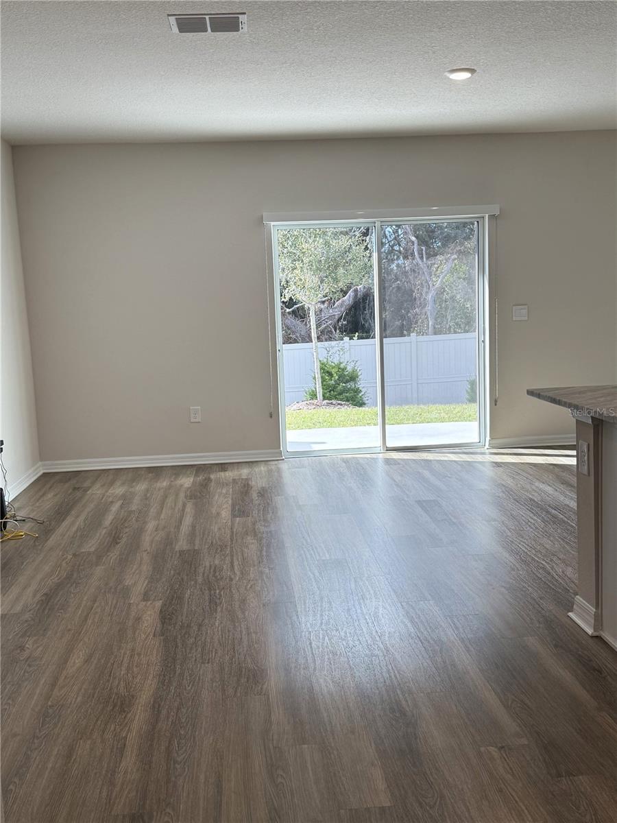 4649 PLEASANT AVE — photo 9