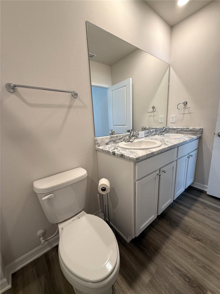 4649 PLEASANT AVE — photo 40