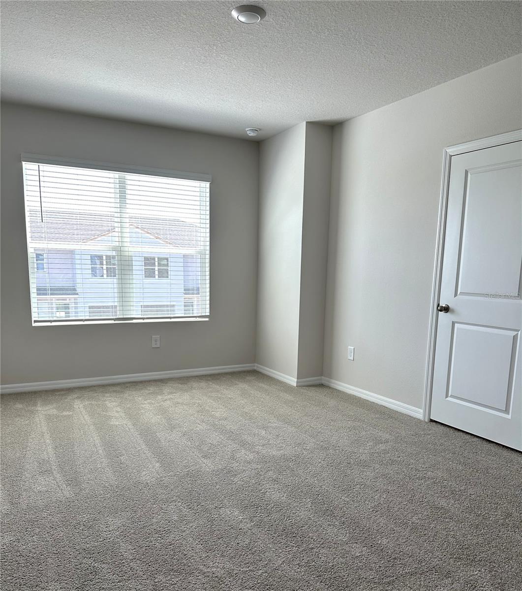 4649 PLEASANT AVE — photo 33