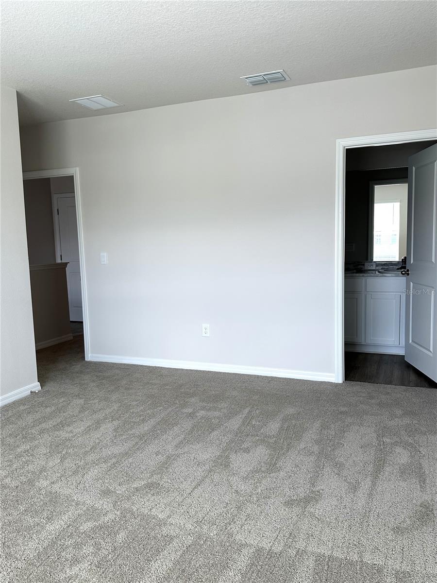 4649 PLEASANT AVE — photo 34